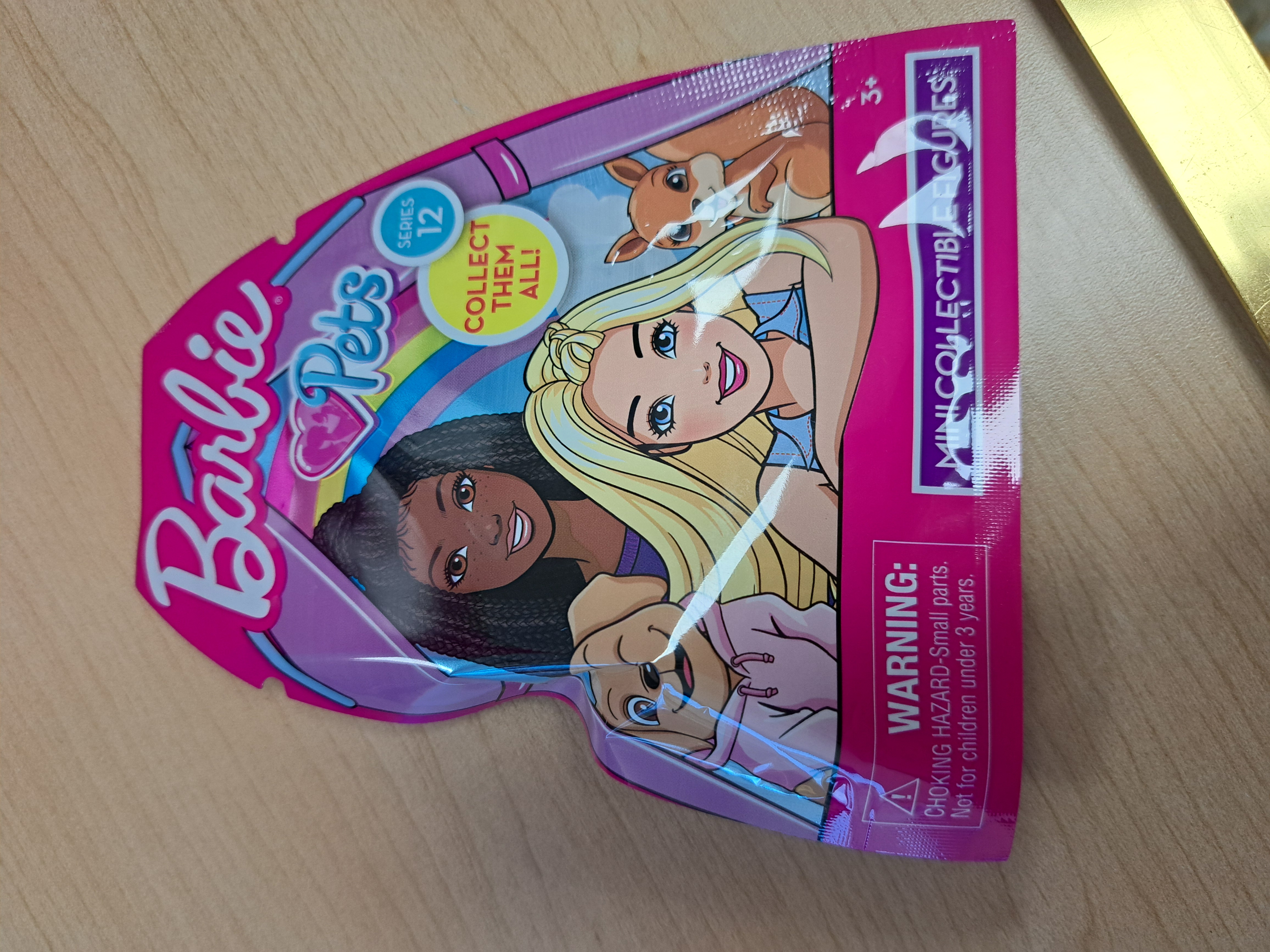 barbie pets surprise